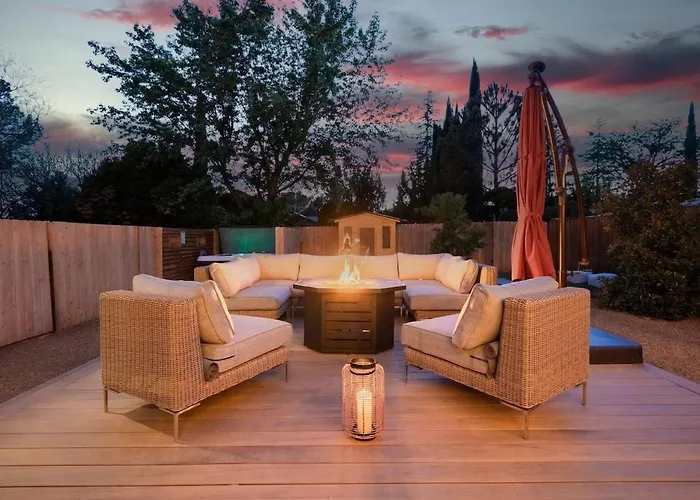 The Prickly Pear Desert Retreat Hot Tub, Sauna, Game Room, Casita Sedona