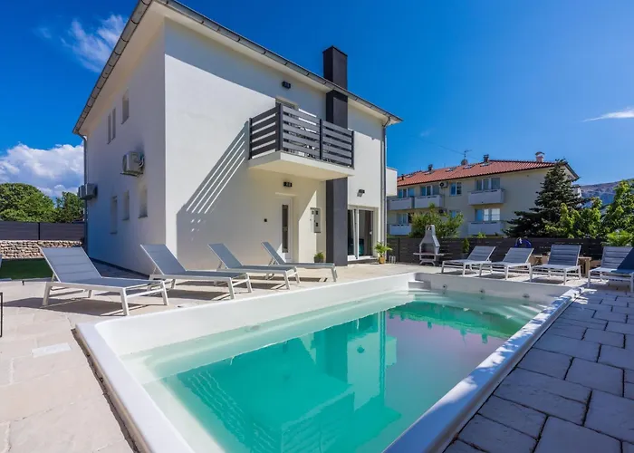 Holiday Home Villa Velvet By Interhome Baška
