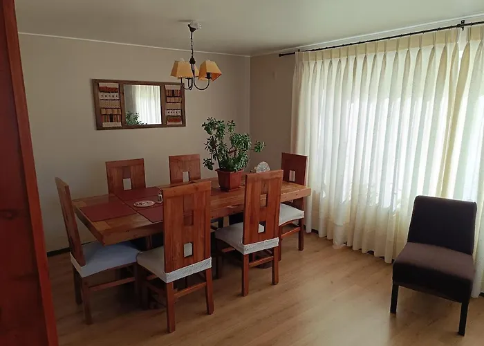 Casa Completa Dos Pisos, Tres Dormitorios, Terraza, Estacionamiento En Buen Barrio Temuco
