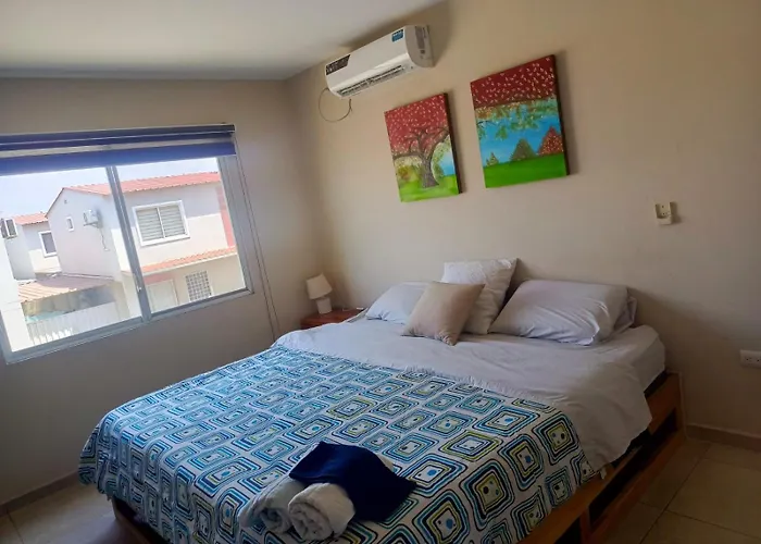 Villa Urbanizacion Ceibo Real Manta