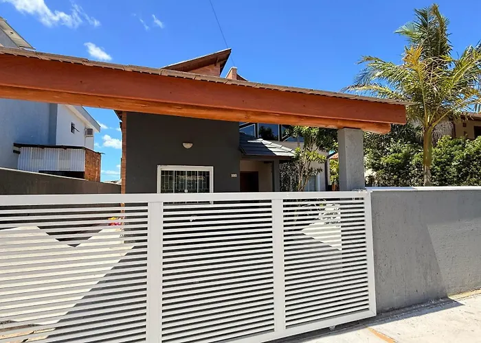 House With Skate Park 10 Min From The Beach Florianópolis