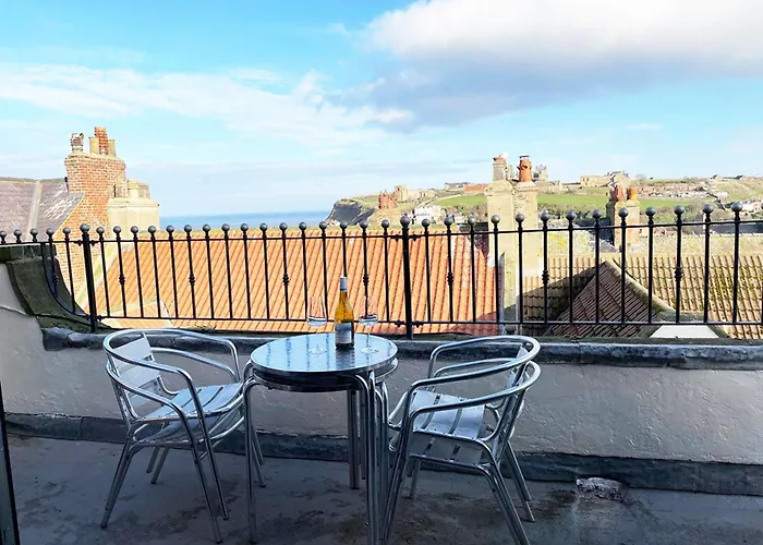 Villa Seascape Heights Whitby