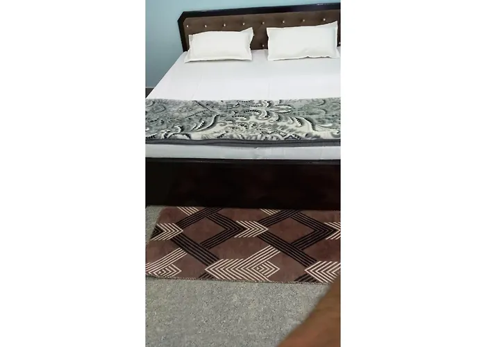 Homestay Near Tehri Lake Chamba Uttrakhand