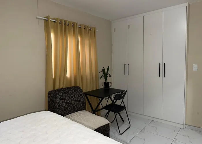 Stay With A Family! Inside Room! Windhoek