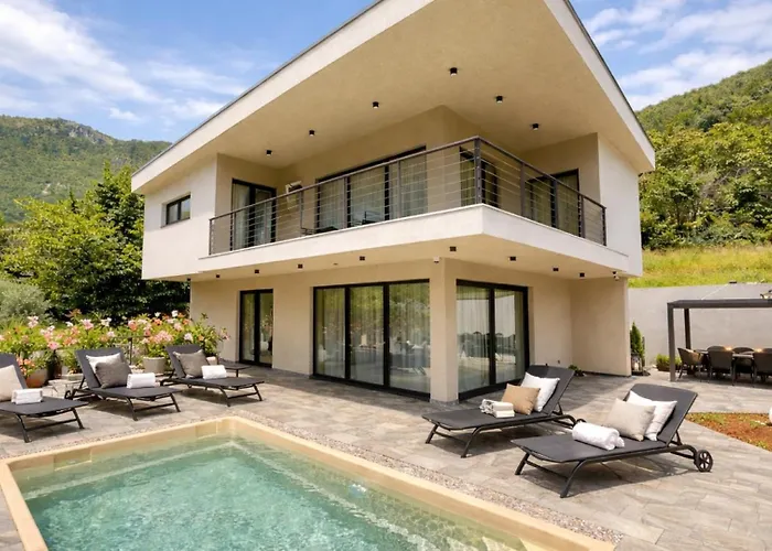 Luxury Villa Draga Pearl Near Sea By Villas Guide Mošćenička Draga