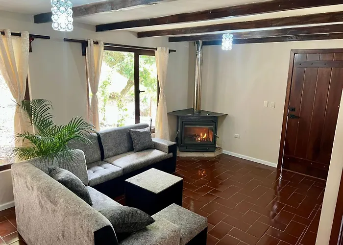 Casa De Campo En El Chorro De Giron Cuenca