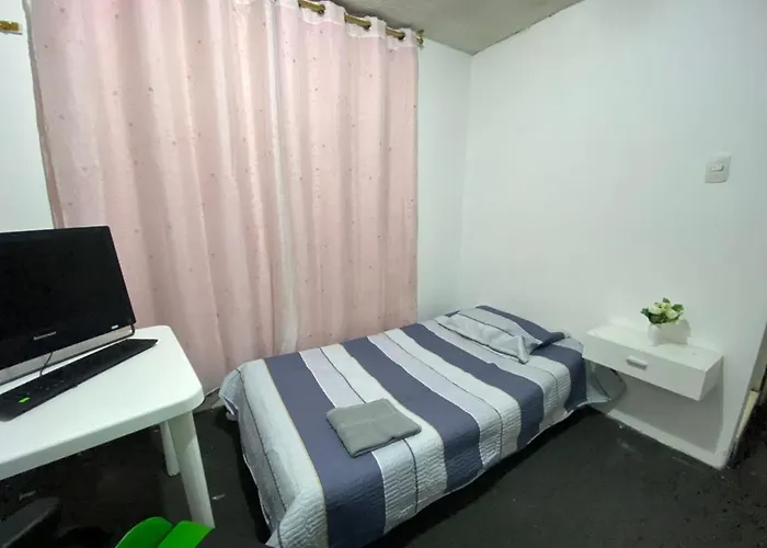 Habitacion Con Bano Particular, Lindas Areas Comunes Lima
