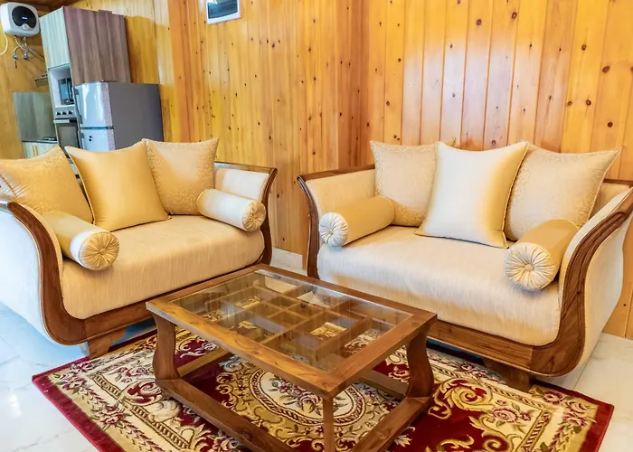 Galaxy Holiday Inn Nuwara Eliya