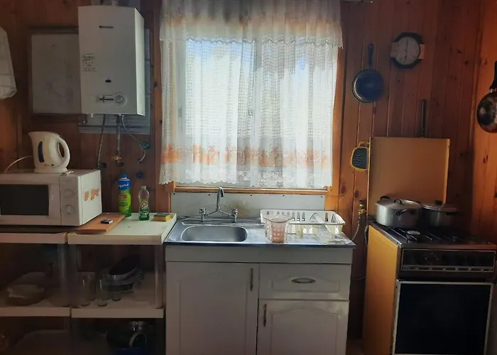 Cozy Cabin In Quillon, With A Private Pool