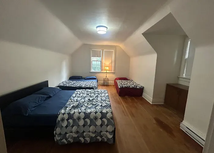 Vancouver Guest House - Airport 10 Min - Free Parking & Fast Wi-Fi