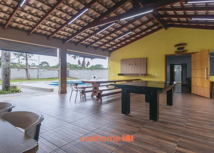 Casa Em Caldas Novas Com Piscina Aquecida E Lago