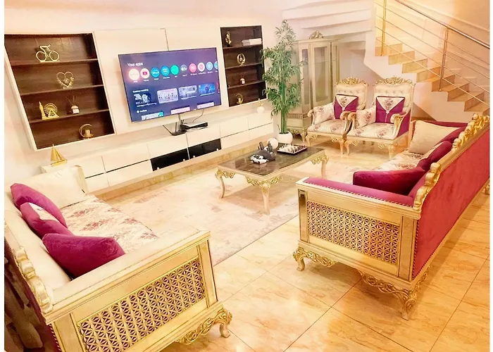 A Room Upstairs In A 4 Bedroom Shared Apartment Lekki