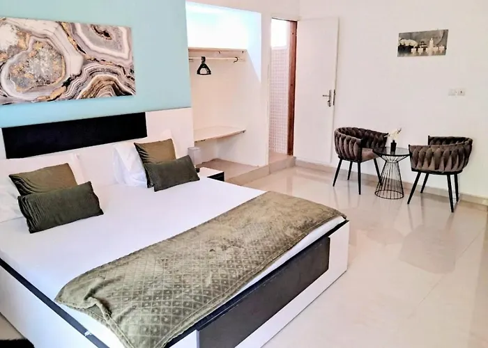 Casa Serena Saly