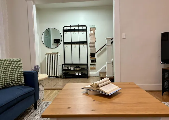 Washington Dc, Private Room With Parking Trendy Neighborhood