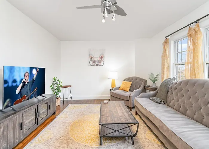 Villa Wisp-Walk To Bars & Restaurants-Mins To Broadway Nashville