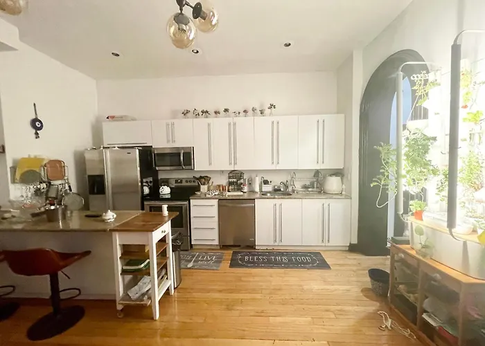 Beautiful And Spacious Apartment In Times Square! New York