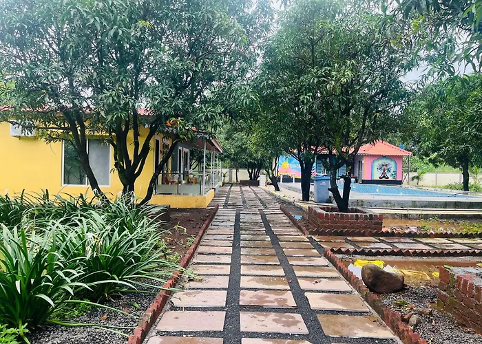 Asha Heritage Stays Jāmb