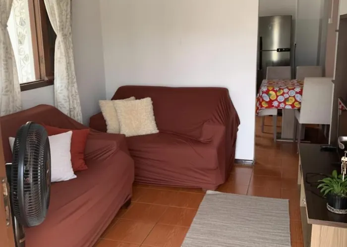 Casa Com 2 Quartos Em Torres - Otima Localizacao, Frente Ao Bistek E Mar