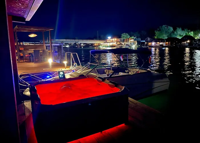 Villa Amazonas Pirates 3 Ulcinj