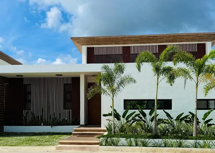 Villa Yosymart Poolside Retreat Private Wifi Luxury Bbq Side Punta Cana