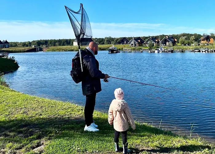Traumhaus am Wasser Mit Boot, SUPs, Angeln, Family Kampen