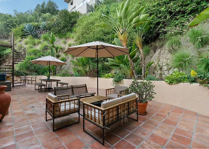 Villa New Listing Elevated Hillside Living By Colby & Conrad Los Angeles