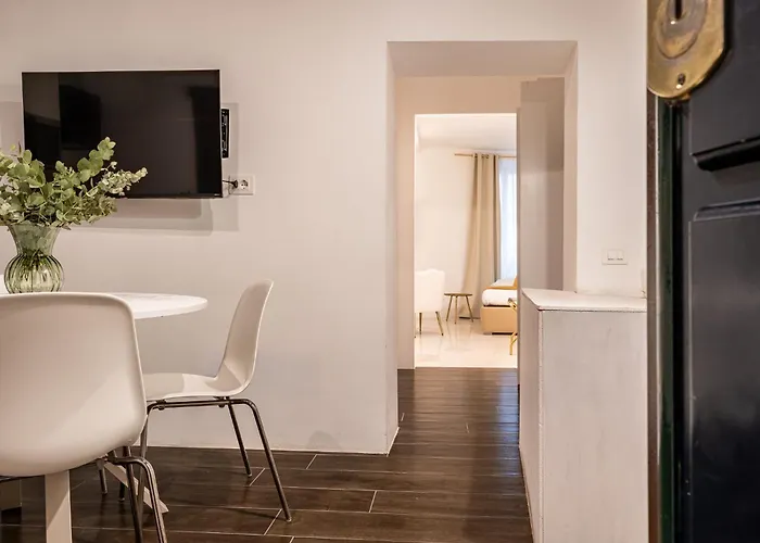The Heritage Apartment 4 Guests Piazza Di Spagna & Trevi Rom