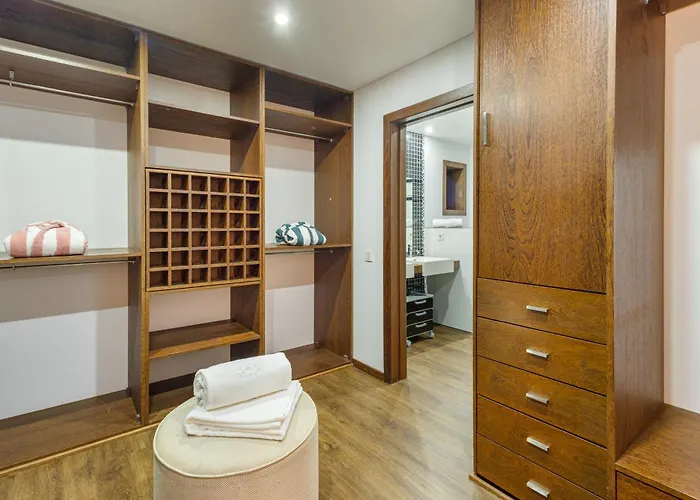 Luxury House By On Apartments Porto
