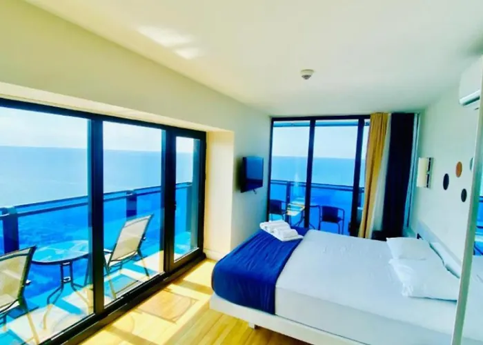 P A N O R A M A H O T E L Orbi City Sea View Batumi