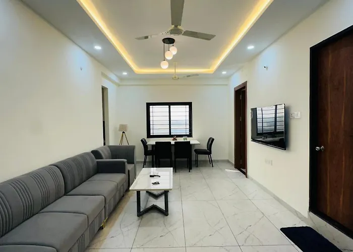 Ferienwohnung Zenith Luxe Penthouse Indore