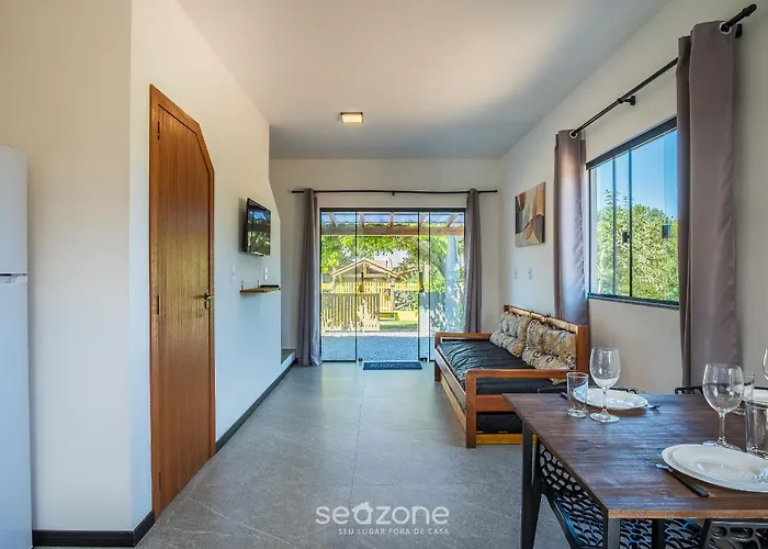 Casa C/ Suite E Churrasq. Em Imbituba Psl0002