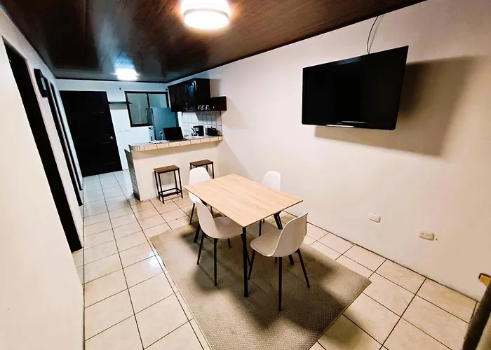 Apartment Jesalu, Just 3 Minutes From The Airport San Antonio De Belen