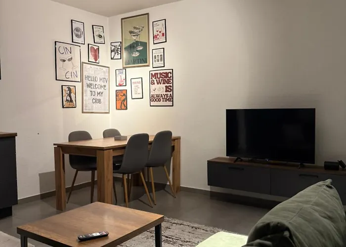 Ferienwohnung Urban Pads Pristina