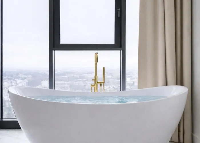 Hanza Tower WHITE SKY 24 Jacuzzi&Pool&SPA Stettin