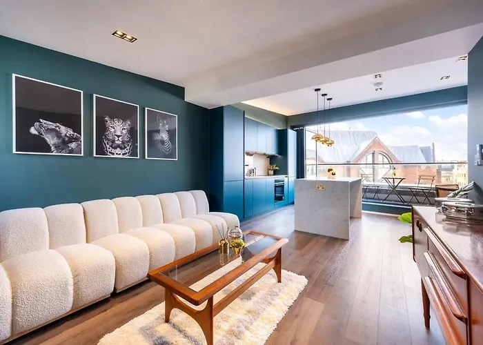 Central London Penthouse With Private Terrace