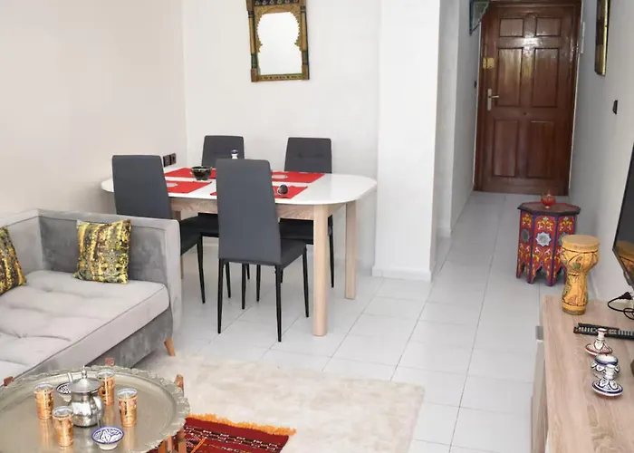 Beautiful View - Bright & Spacious 3-Beds Apartment In Central Area Tanger