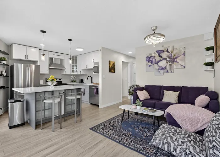 One-Of-A-Kind 2Br Condo In Vancouvers Urban Core