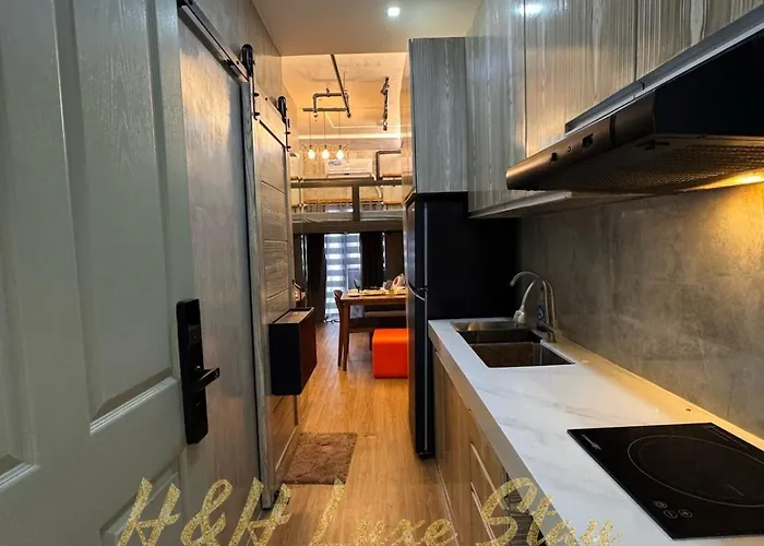 H&H Luxe Stay Manila