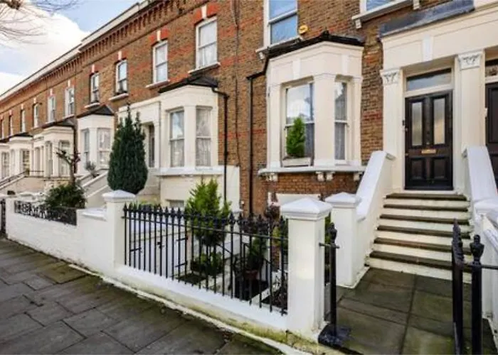 Ferienwohnung Bright Maida Vale Flat Near Shops Transport Links London