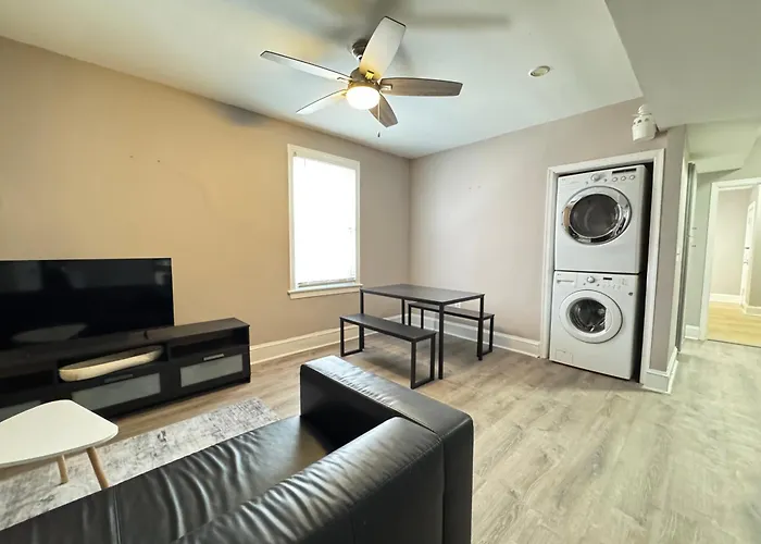 Prime Apartment Near Downtown Washington