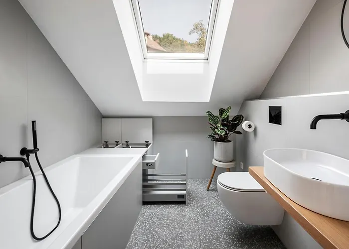 Ferienwohnung The Attic Near The Centar Cres