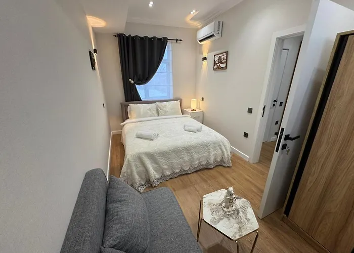 Ferienwohnung Maiden Tower Prestige Baku