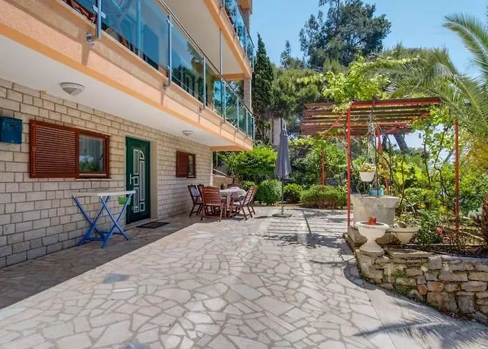 Apartment Villa Magnolia - Apartment Gardenia By Interhome Mali Lošinj