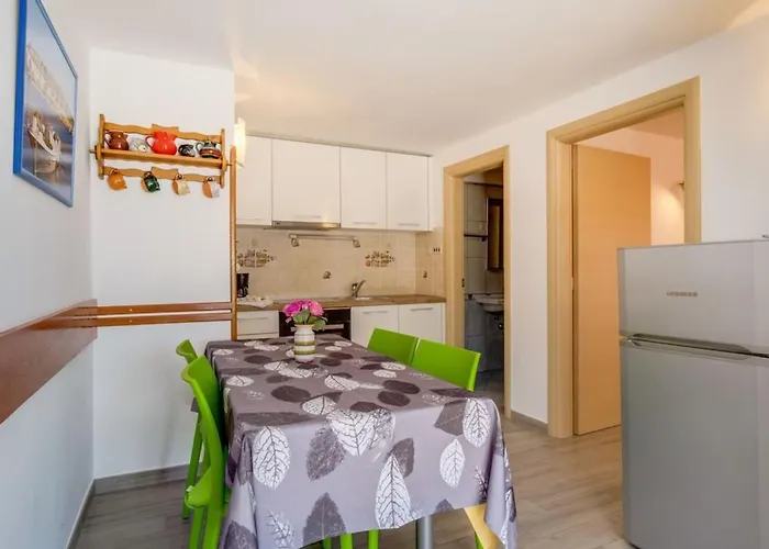 Apartment Villa Magnolia - Apartment Gardenia By Interhome Mali Lošinj