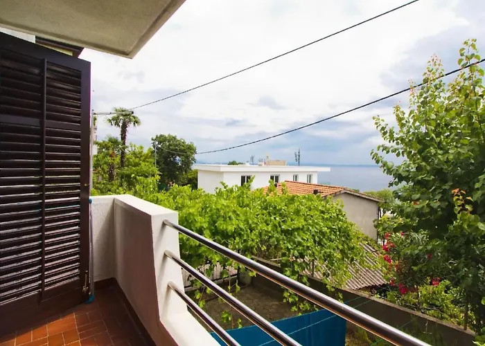 Apartment Mit Blick Auf Das Wasser By Interhome Rijeka