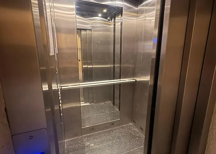 Apartamento Inteiro , Proximo A Neo Quimica Arena E Shopping Metro Itaquera São Paulo