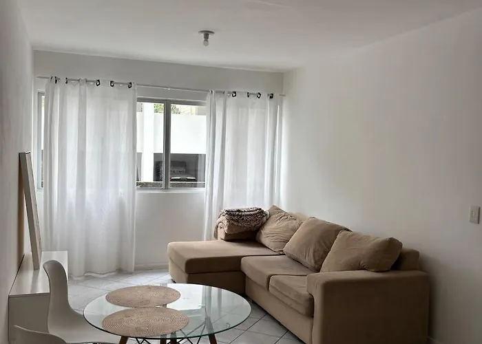 Apartment 1 Bedroom With Private Parking Space Florianópolis