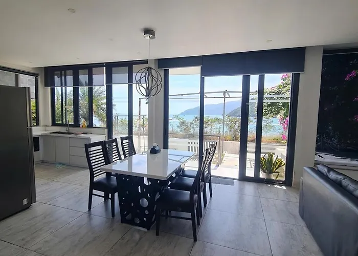 Seaview 3Bedroom Apartment An Vien Nha Trang