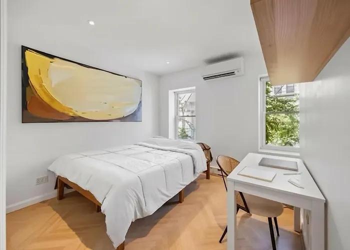 Bright Luxury 3-Bedroom Apartment In East Village New York