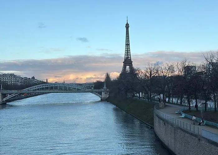 Magnifique Appartement Avec Vue Sur La Tour Eiffel Paris